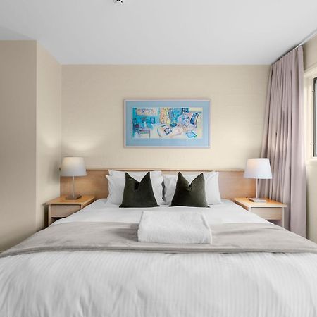 Village Green 2 Bedroom Loft Townhouse With Views Fireplace And Garage Parking Thredbo Bagian luar foto